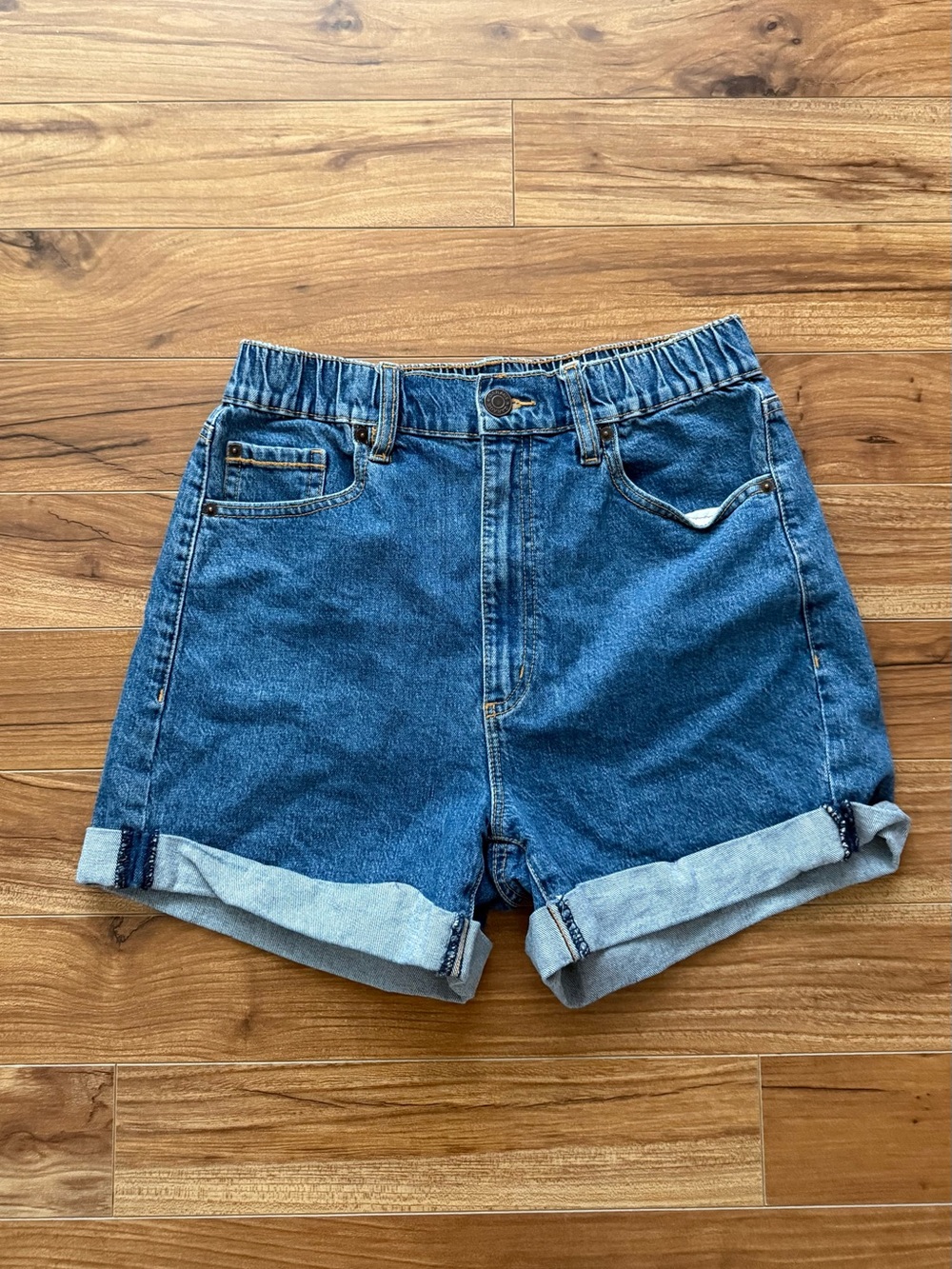 Garage Denim 80s Mom Cuffed Denim Shorts Size 27 Medium Wash